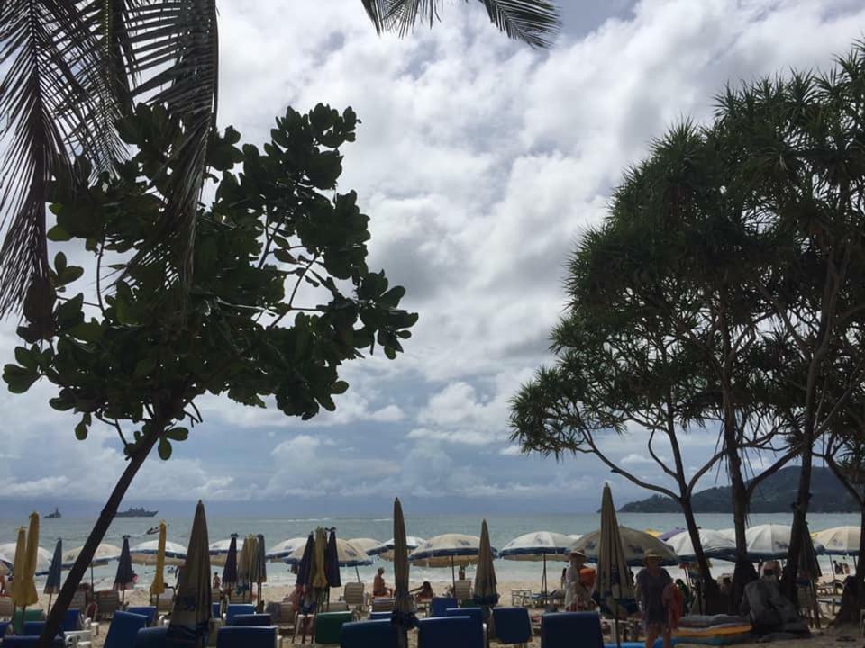 Patong Chusri Hotel מראה חיצוני תמונה